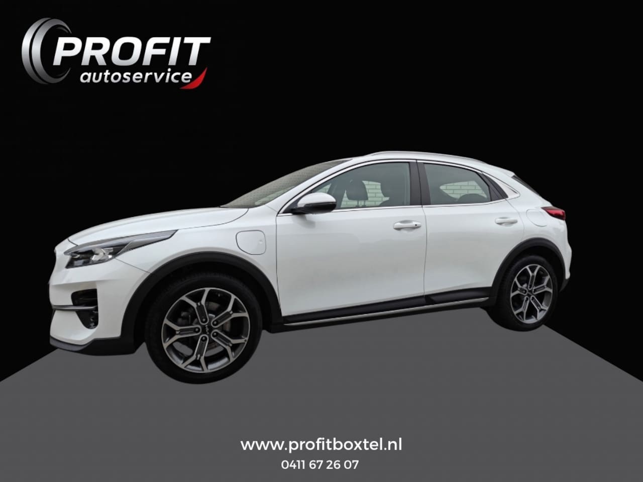 Kia XCeed - 1.6 GDi PHEV DynamicPlusLine / Stuur en stoelverwarming / Half leder / Navigatie / Carplay - AutoWereld.nl