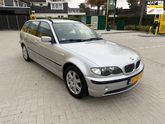 BMW 3-serie Touring - 325xi Executive NWE APK* NETJES