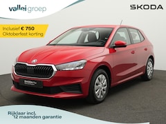 Skoda Fabia - 1.0 80 pk Ambition | LED koplampen | Parkeersensoren achter | Navigatie via Apple Carplay