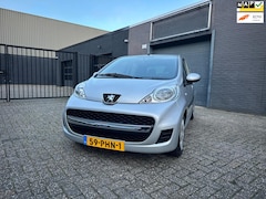 Peugeot 107 - 1.0-12V Millesim 200 Airco Automaat 1E-Eigenaar Dealer onderhouden