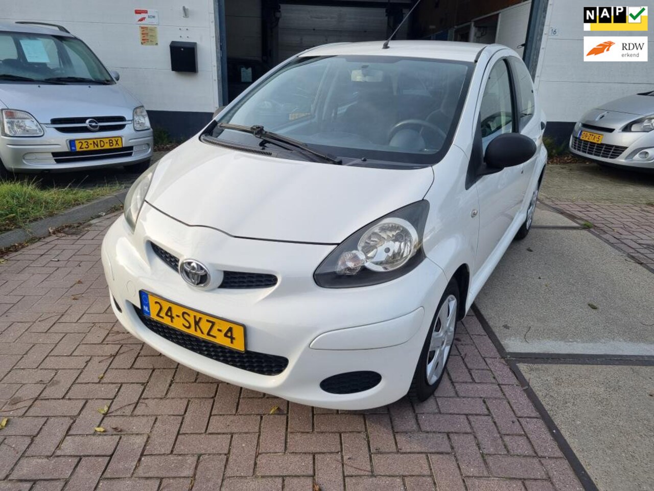 Toyota Aygo - 1.0-12V Cool | 2e Eigenaar! - AutoWereld.nl