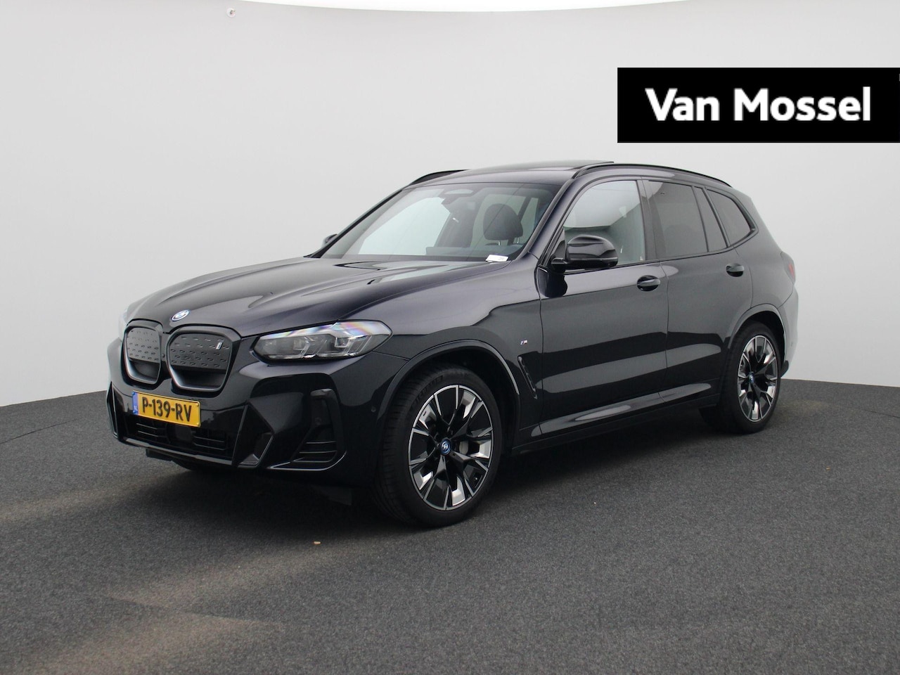 BMW iX3 - High Executive 80 kWh Aut. | M-pakket | Panoramadak | Trekhaak | Leder | Sportstoelen | Vi - AutoWereld.nl