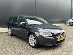 Volvo V50 - 1.8 Kinetic* Zeer netjes* Navi* Apk 11/2026* N.A.P