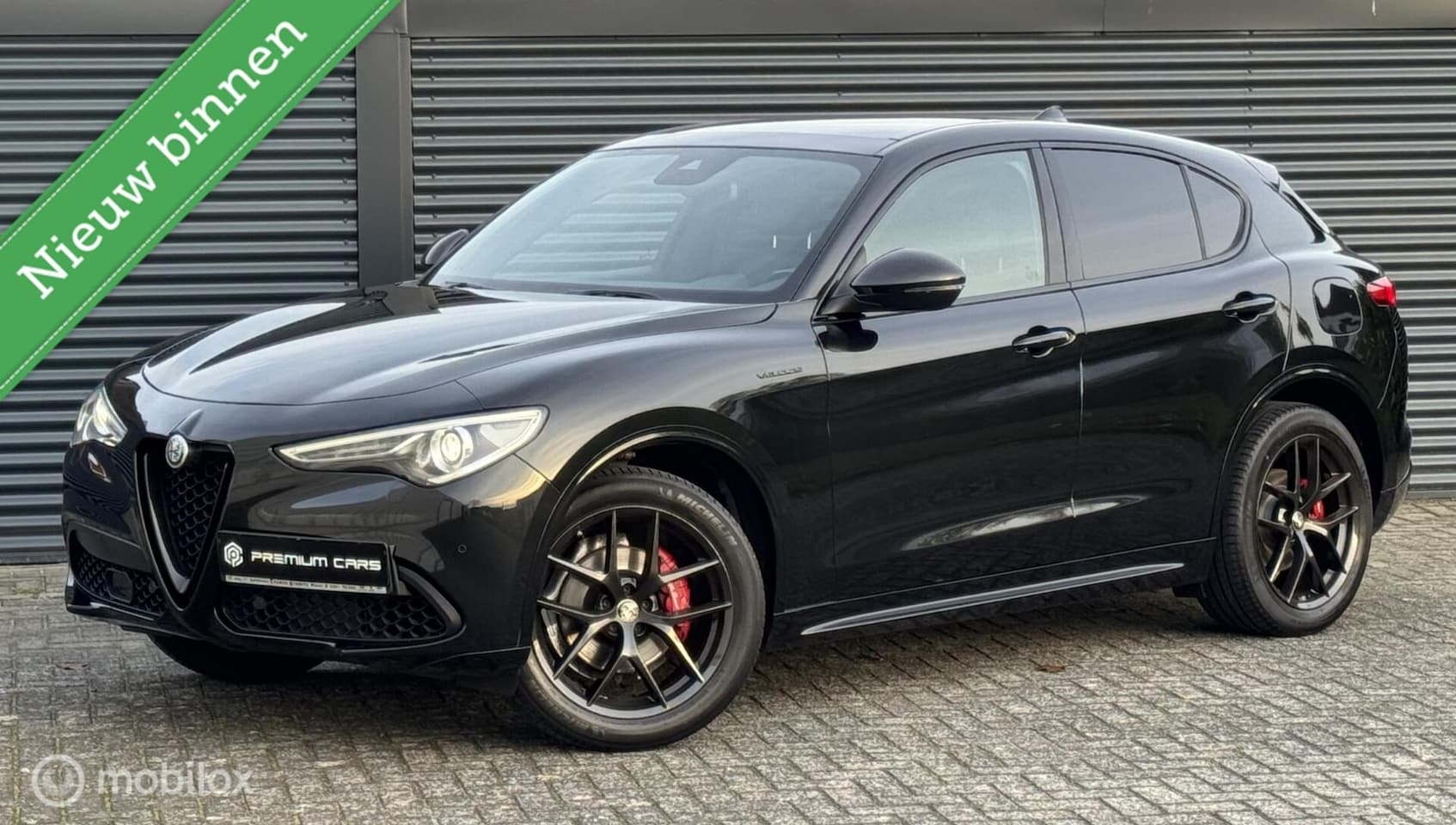 Alfa Romeo Stelvio - 2.0 T AWD Veloce Pano Keyless H/KTrekhaak - AutoWereld.nl