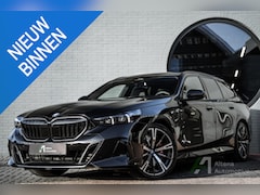 BMW 5-serie Touring - 530e M-sport, comfortstoelen, Panoramadak, head-up,