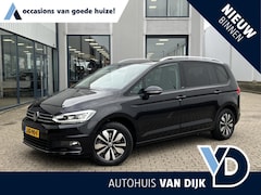 Volkswagen Touran - 1.5 TSI Comfortline Business 7p | Navi/Adapt.Cruise/Clima/Camera/Privacy Glass/Apple CarPl
