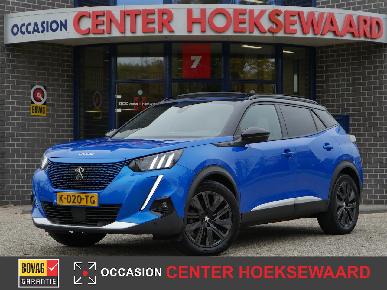 Peugeot e-2008 - EV 50kWh 136pk GT Sport | Panoramadak | Bleu Vertigo | - AutoWereld.nl