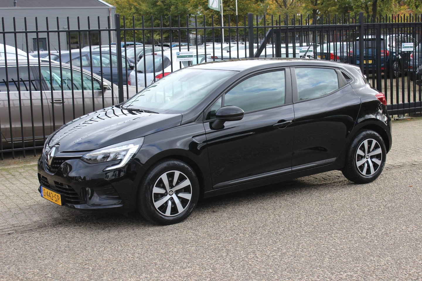 Renault Clio - 1.0 TCe 90 Equilibre 1.0 TCe 90 Equilibre, Apple Carplay! - AutoWereld.nl