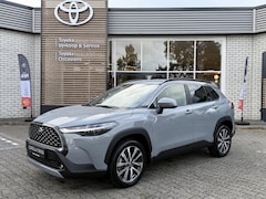 Toyota Corolla Cross - Hybrid 140 Style STOEL/STUURVERW NAVI BLIND-SPOT KEYLESS APPLE/ANDROID LM-VELGEN EL-KLEP