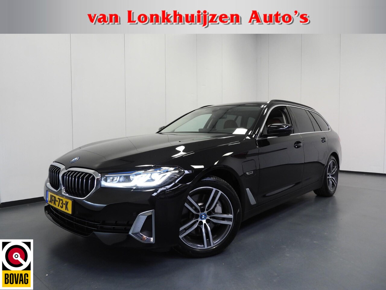 BMW 5-serie Touring - 530e Luxury Line NAVI/LEER/LASER LED/TREKH./18"LMV! - AutoWereld.nl