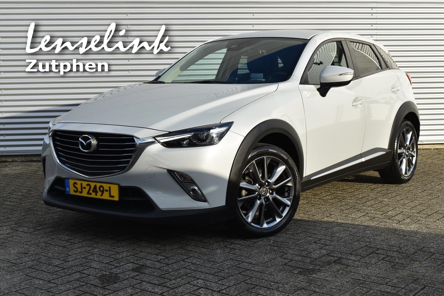 Mazda CX-3 - 2.0 SKYACTIV-G 120pk GT-LUXURY | Origineel NL | Dealer onderhouden | Trekhaak | All season - AutoWereld.nl