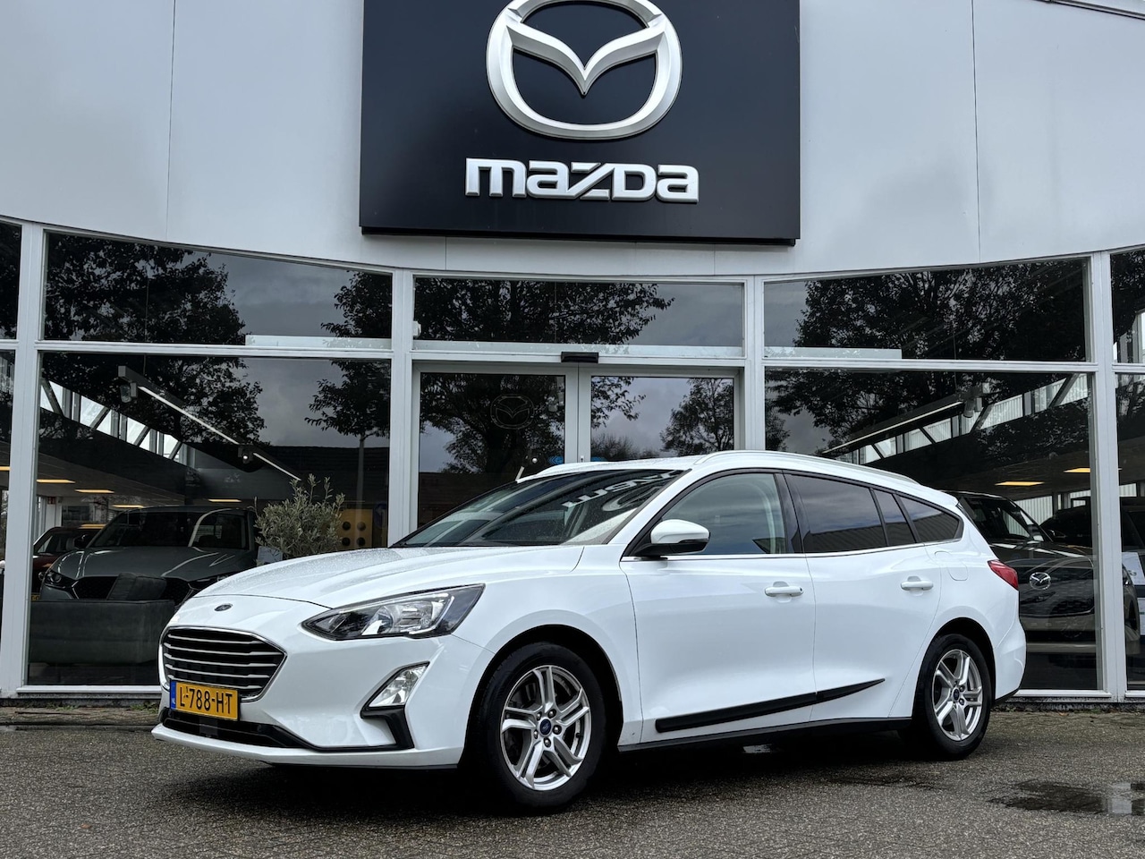 Ford Focus Wagon - 1.0 EcoBoost Trend Edition Business NL-Auto, Navigatie, Apple Carplay/ Android Auto, Trekh - AutoWereld.nl