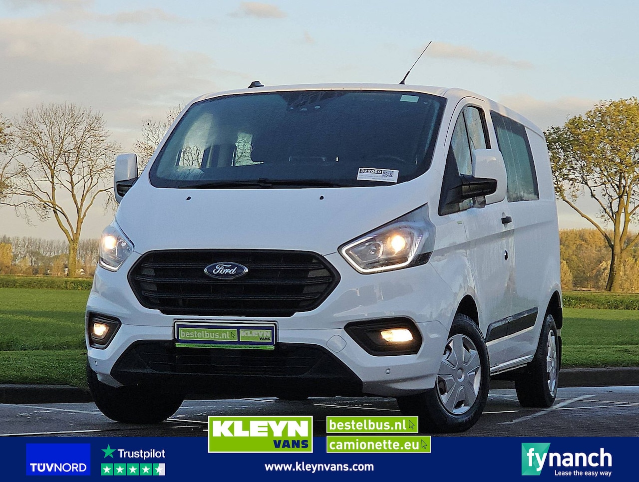 Ford Transit Custom - 2.0 L1H1 Dub.- Cab. Navi - AutoWereld.nl