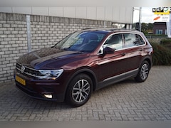 Volkswagen Tiguan - 1.5 TSI ACT Comfortline Panodak Navi Clima Stoelverw Apple Carplay Adaptieve Cruise 2x PDC