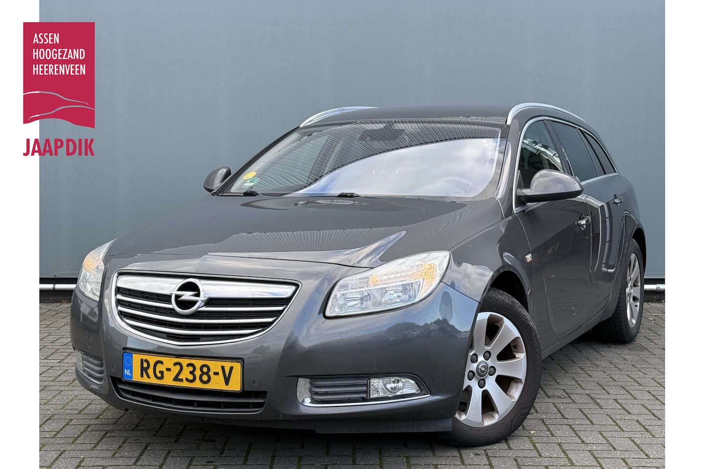 Opel Insignia Sports Tourer - BWJ 2012 2.0 CDTI 131 PK EcoFLEX Sport CLIMA | STUURBEKR. | TREKHAAK | LMV | NAVI | CENTR. - AutoWereld.nl