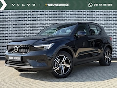 Volvo XC40 - 2.0 B4 Plus Dark | Trekhaak | Adaptive cruise control | Verwarmbare voorruit | Dode hoek d