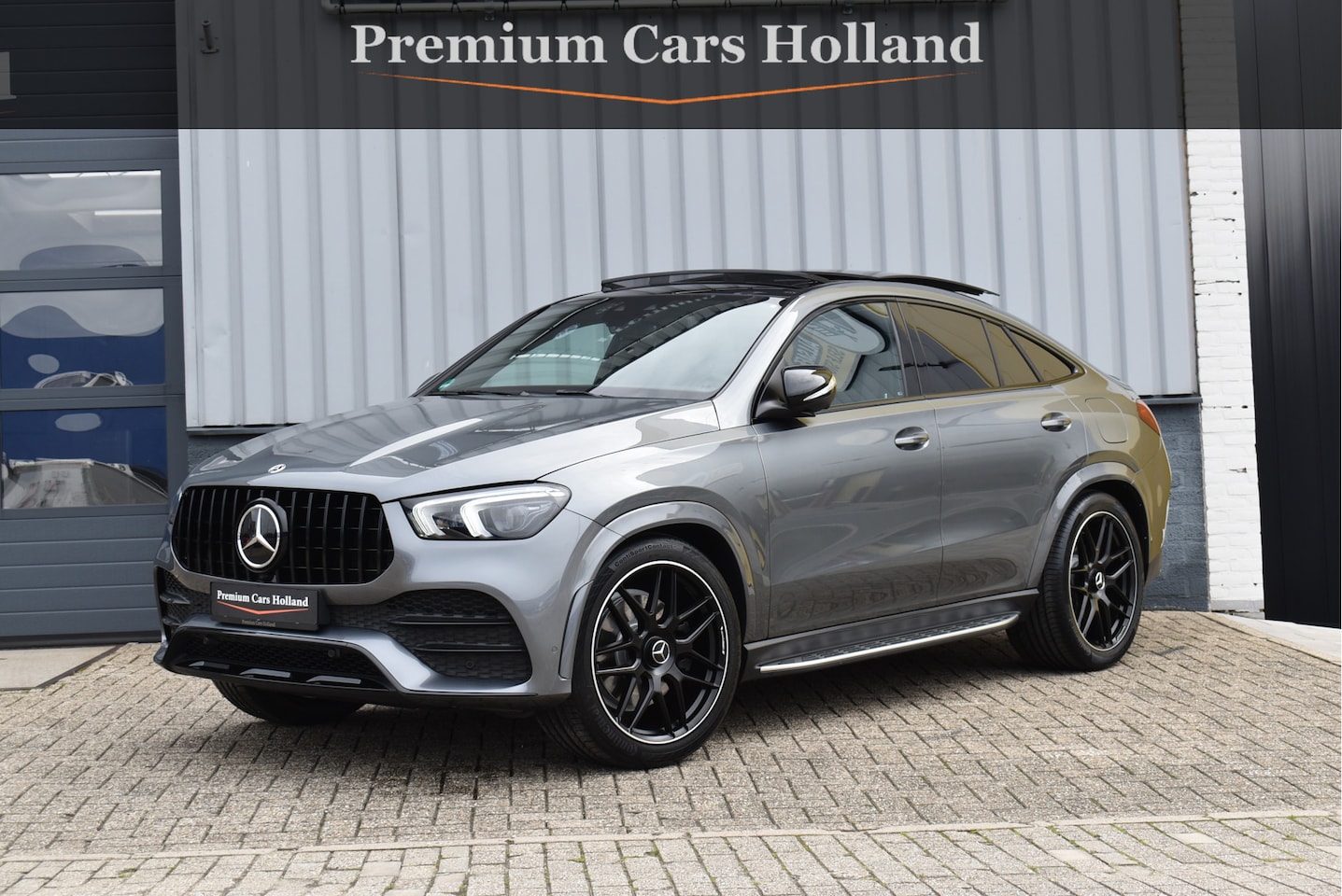 Mercedes-Benz GLE-Klasse Coupé - 350 e 4MATIC AMG Pano Carbon Luchtvering Leder 360 Camera Multibeam Navi Burmester 63 AMG - AutoWereld.nl