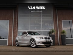 BMW 1-serie - 130i Introduction | 265 pk | 6 cilinder | Origineel NL | Leer | Sportstoelen | 17 inch | C