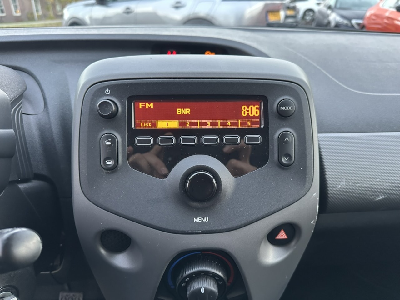 Peugeot 108 - 1.0 e-VTi Active Airco/Bluetooth