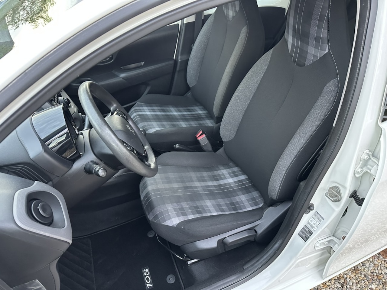 Peugeot 108 - 1.0 e-VTi Active Airco/Bluetooth