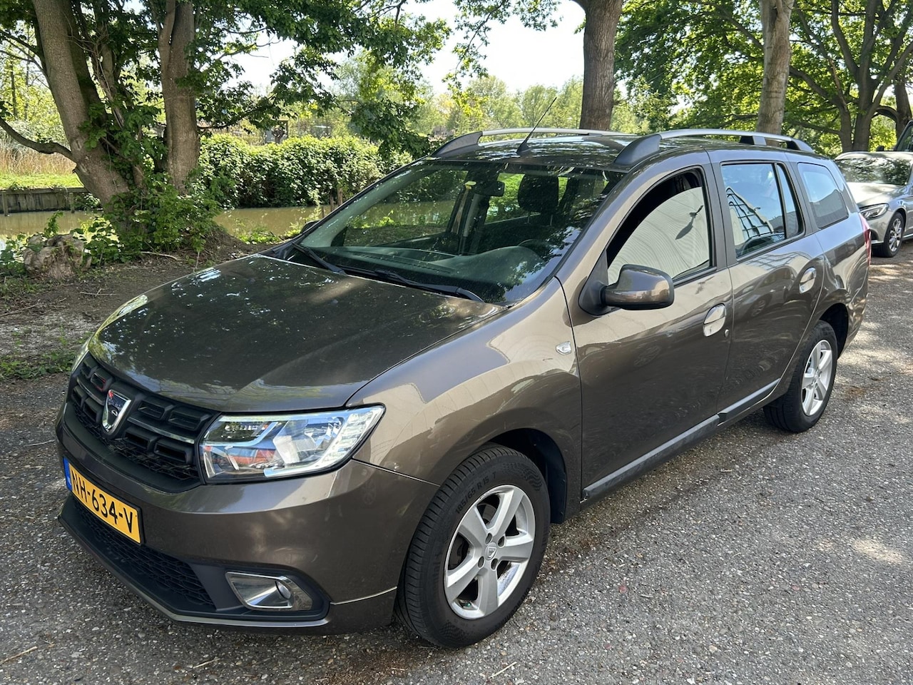 Dacia Logan MCV - 0.9 TCe Bi-Fuel! 161.000km! BJ 02-2017! - AutoWereld.nl