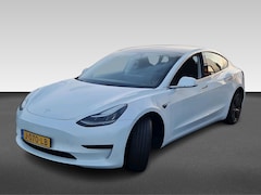 Tesla Model 3 - Standard Plus RWD