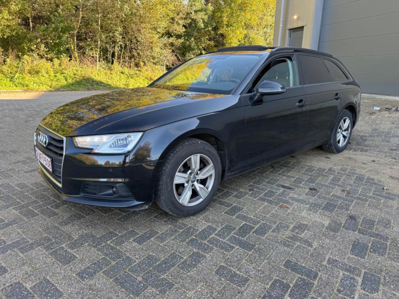 Audi A4 Avant - 2.0 TDI Ultra ACC PDC Panorama - AutoWereld.nl