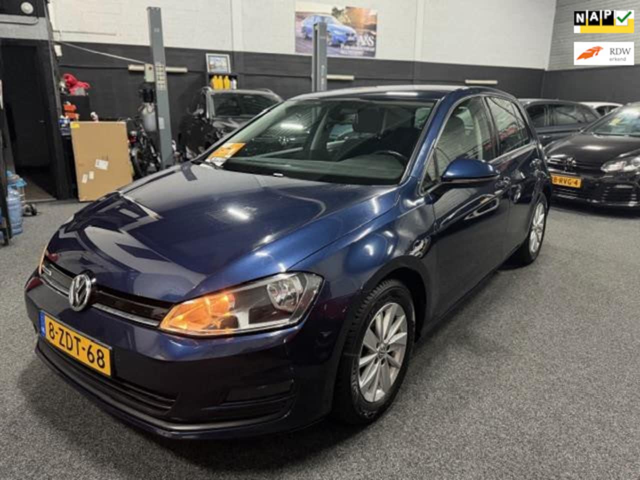 Volkswagen Golf - 1.6 TDI Comfortline BlueMotion 1.6 TDI Comfortline BlueMotion - AutoWereld.nl