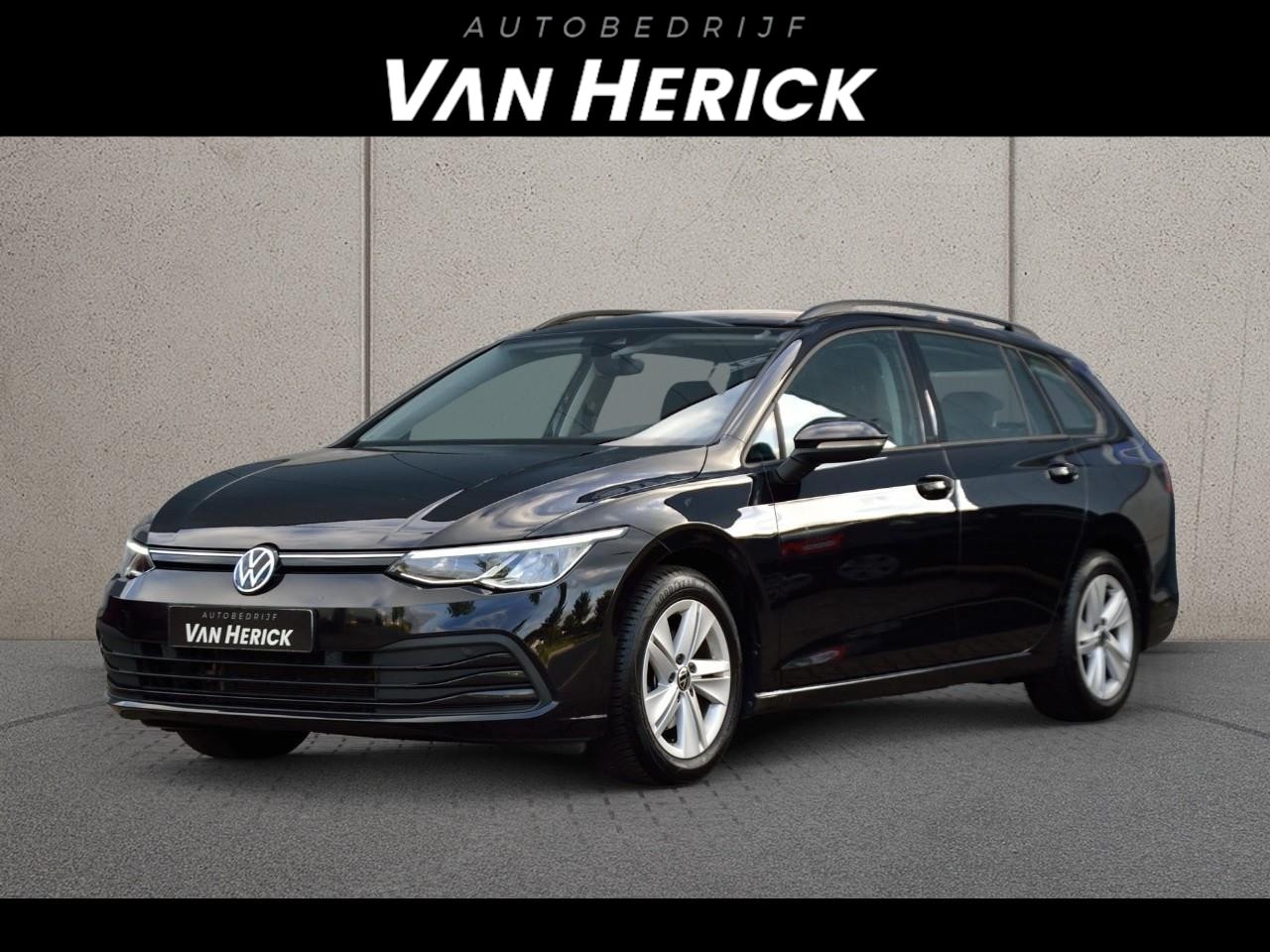 Volkswagen Golf Variant - 1.0 eTSI Life Business Automaat | ACC | Winterpakket | Navigatie - AutoWereld.nl