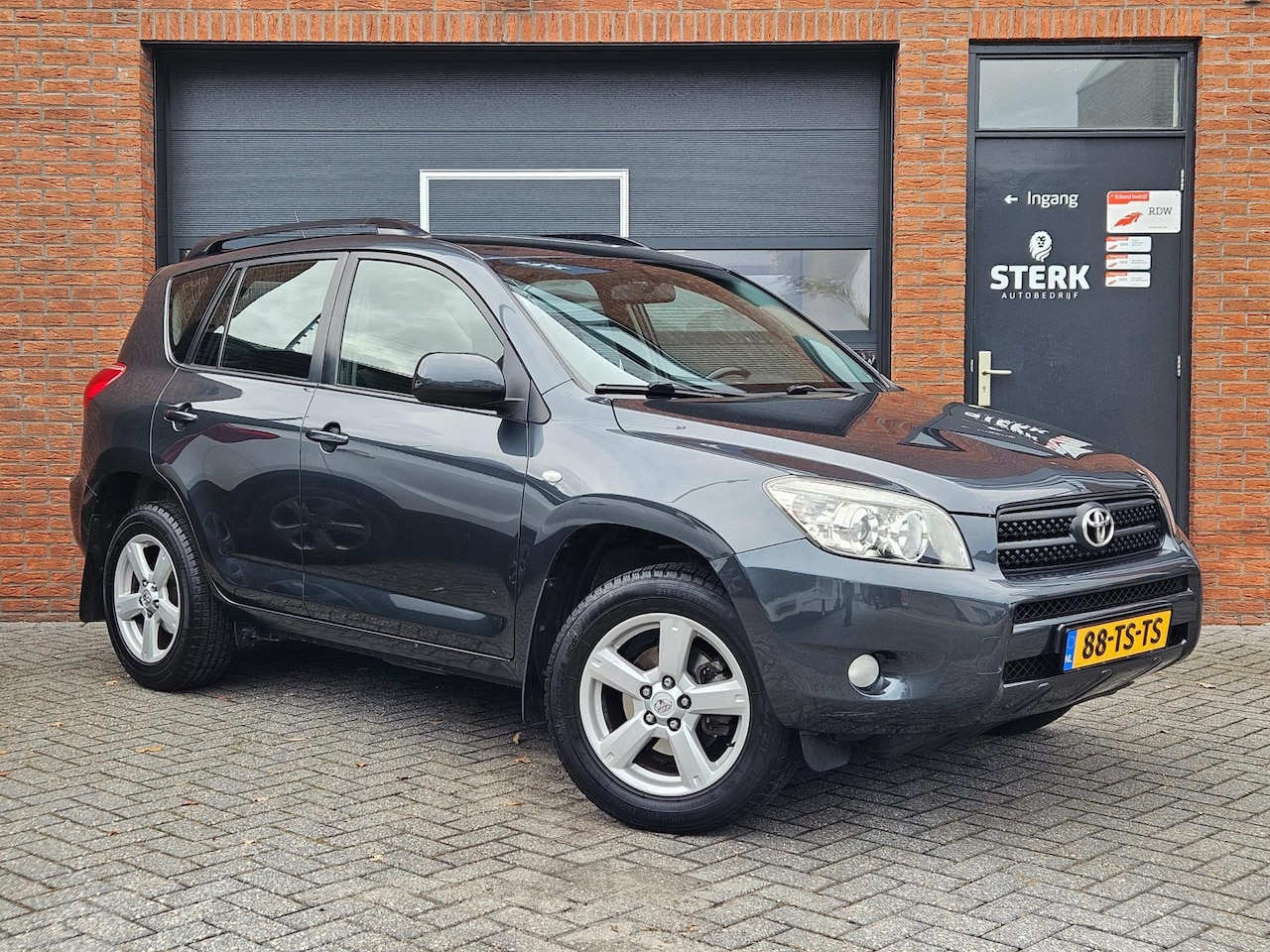 Toyota RAV4 - 2.0 VVTi Linea Sol Trekhaak Camera Carplay - AutoWereld.nl