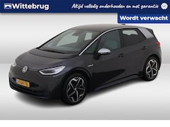 Volkswagen ID.3 - First Plus 58 kWh / Navigatie / Camera / Parkeersensoren V+A / App connect / Lichtmetaal 1