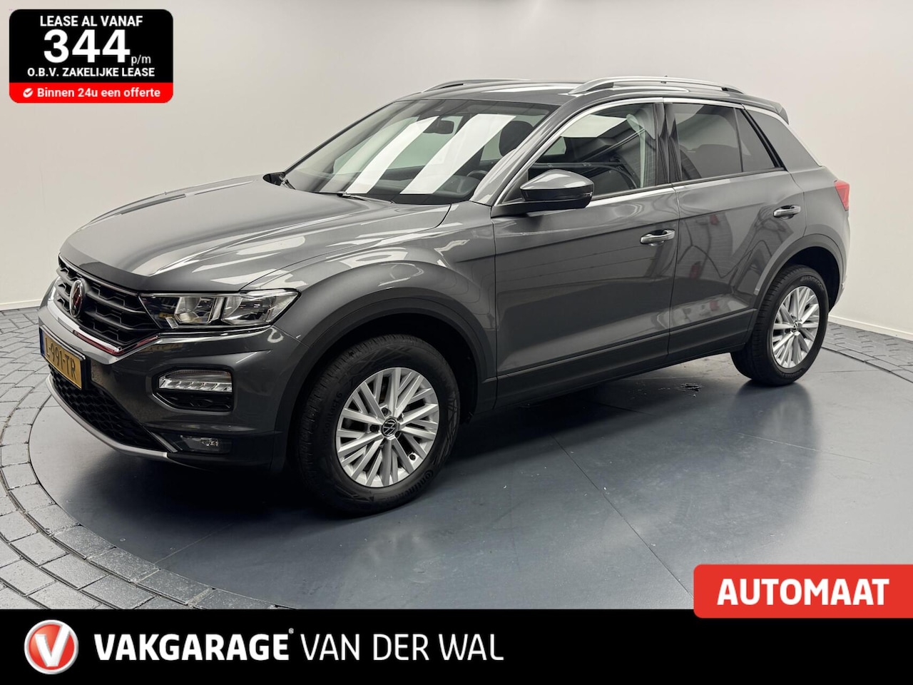 Volkswagen T-Roc - 1.5 TSi Style Automaat-Trekhaak-Navigatie-Carplay-Airco-Adapt.Cr.contr-Parkeersensoren-Lm1 - AutoWereld.nl