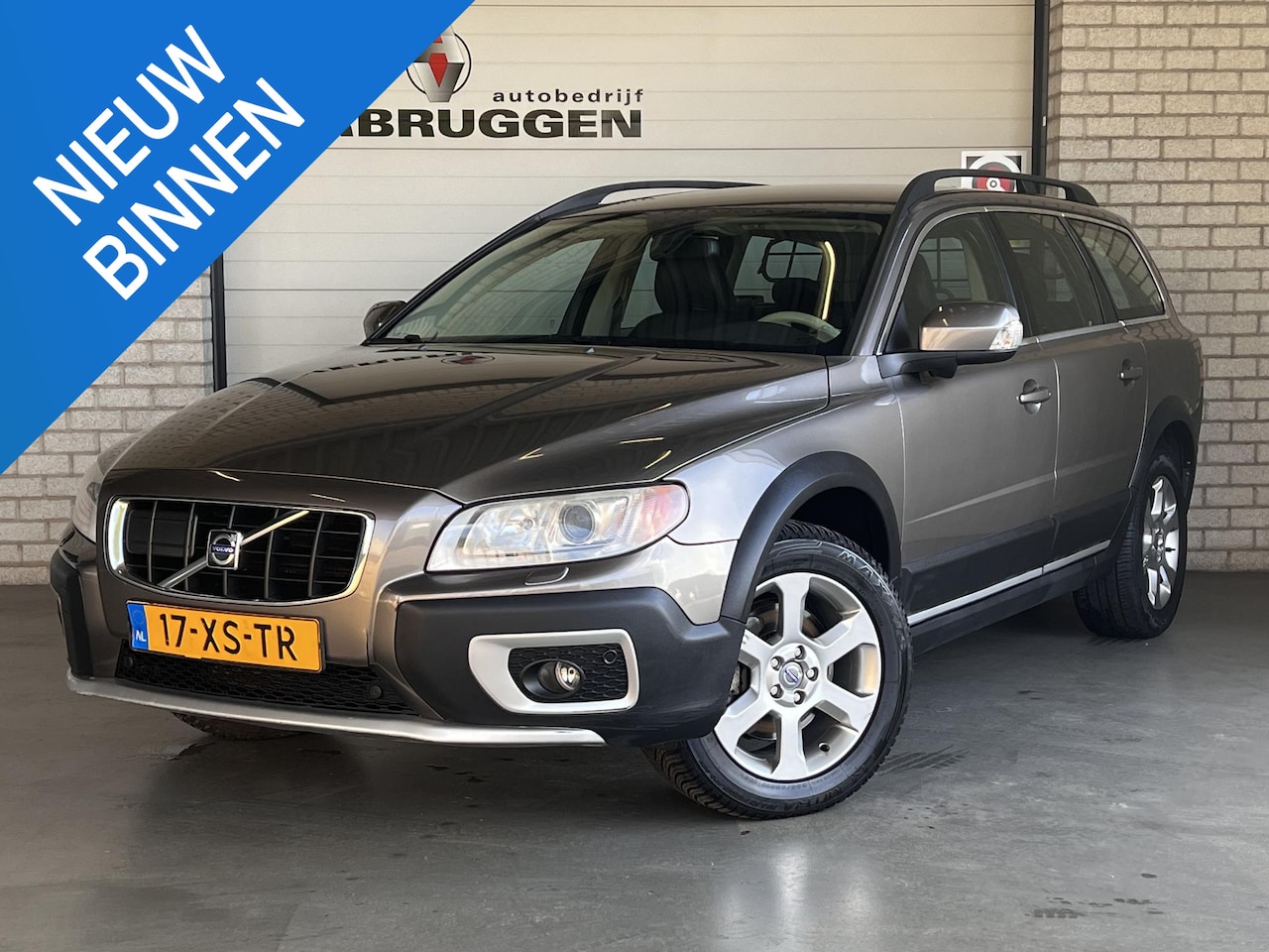 Volvo XC70 - 3.2 Summum 3.2 Summum - AutoWereld.nl