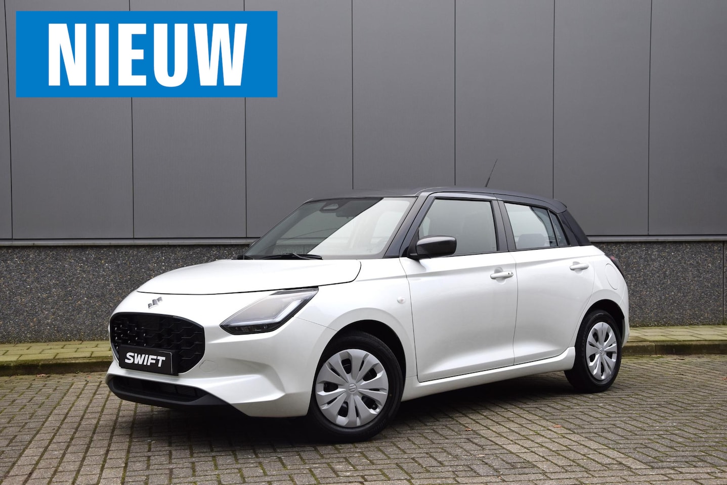Suzuki Swift - 1.2 Comfort Smart Hybrid | “Small Car of the Year'' | tot 12 jaar garantie of 200.000 KM!! - AutoWereld.nl