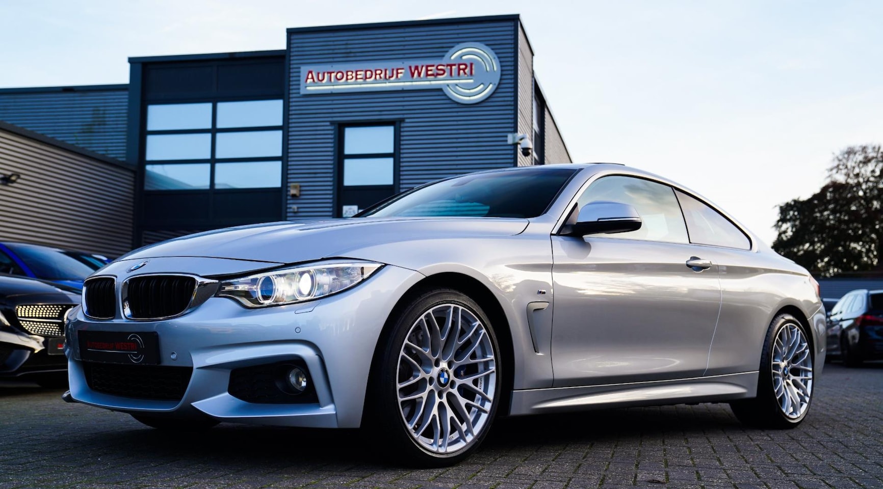 BMW 4-serie Coupé - 428i High Executive | Motorsport Velgen | M Sportpakket | Pano | - AutoWereld.nl