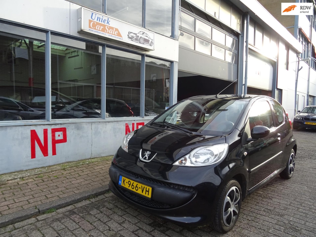 Peugeot 107 - 1.0-12V XR 1.0-12V XR - AutoWereld.nl
