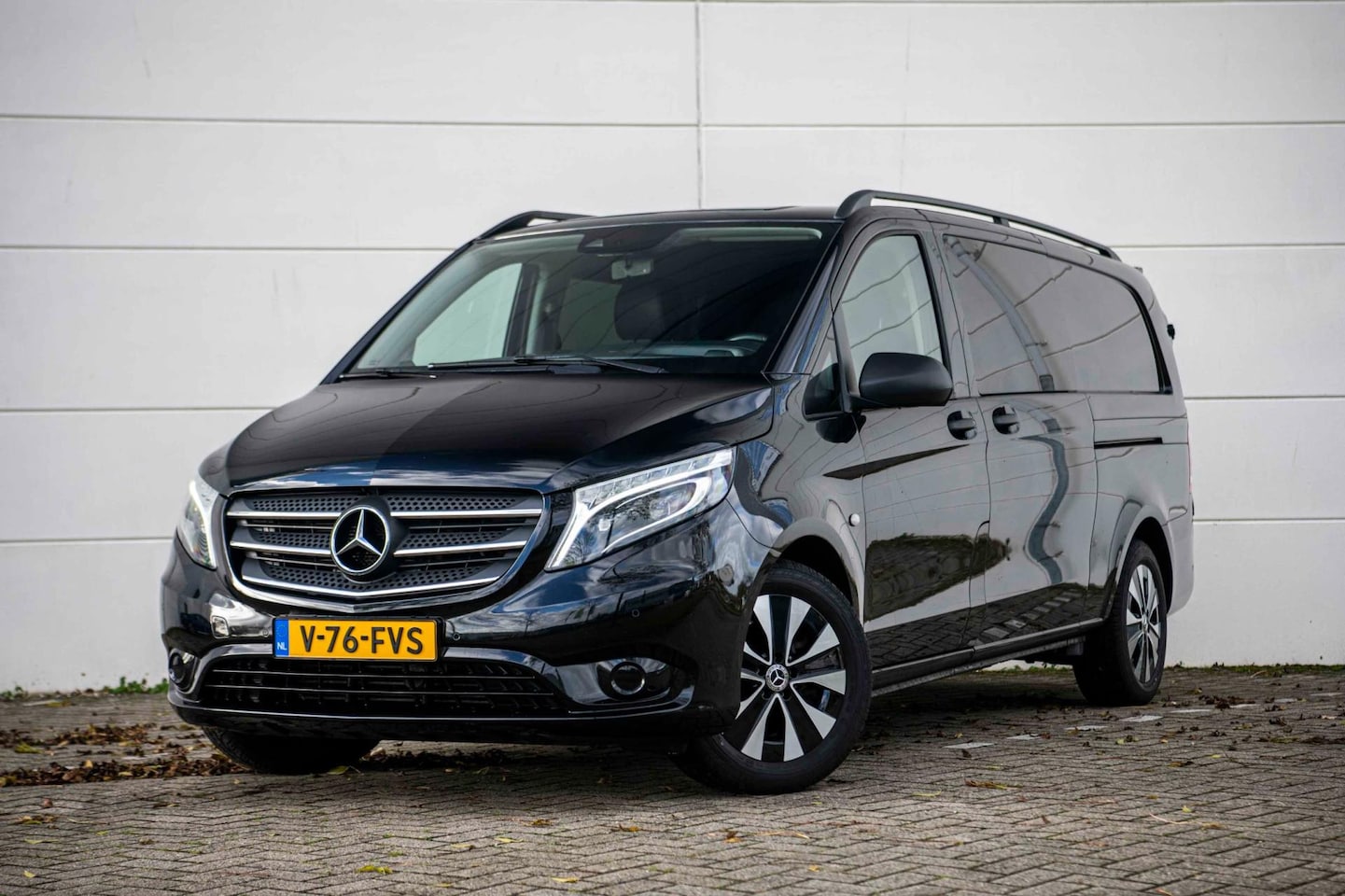 Mercedes-Benz Vito - 119 CDI Extra Lang 5-PRS 2x Schuifdeur |LED|Navi|Cruise|Trekhaak| - AutoWereld.nl
