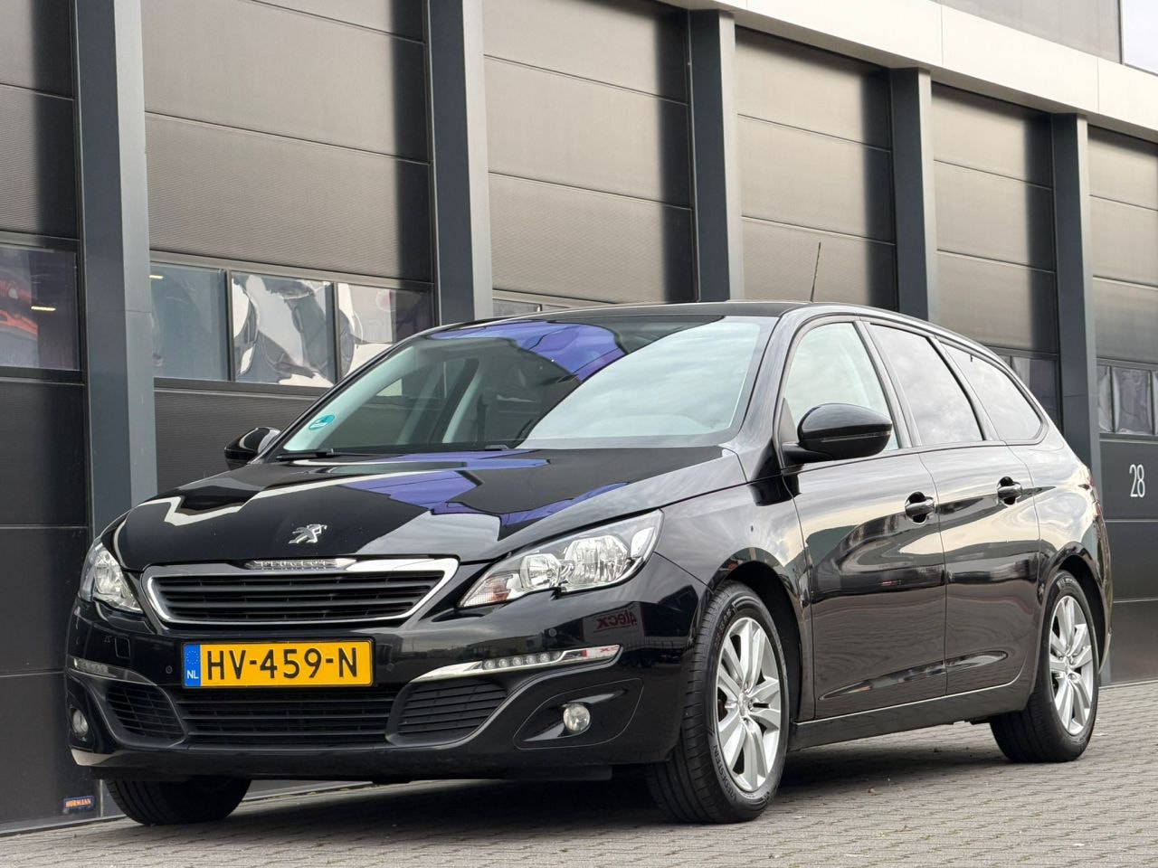 Peugeot 308 - 1.6 BlueHDI Blue Lease Executive Pack - AutoWereld.nl