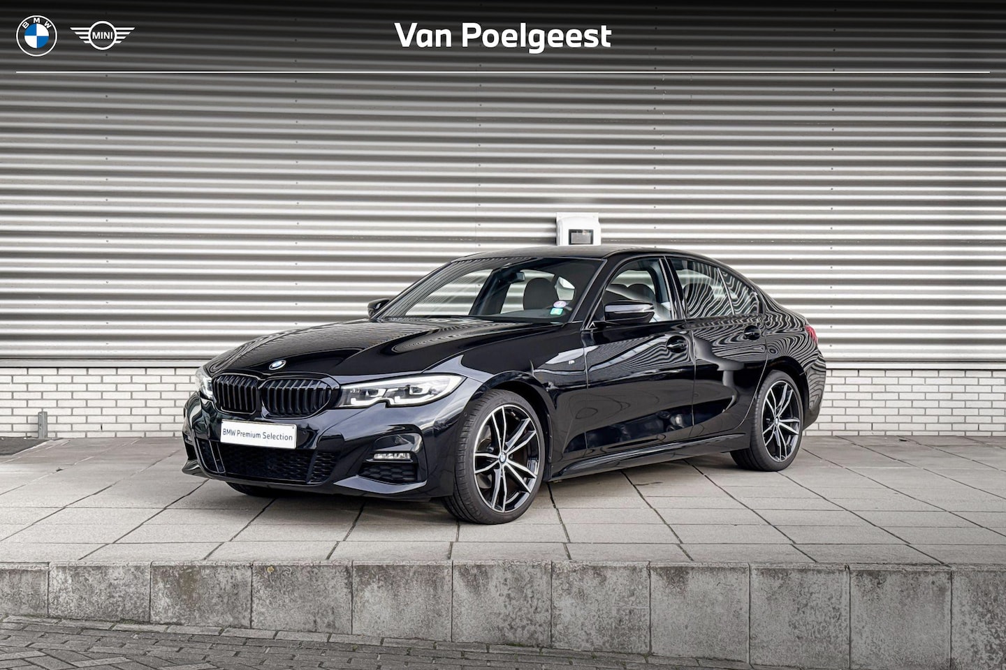 BMW 3-serie - Sedan 320i High Executive / M Sportpakket / Audio Media Pack / Safety Pack / Parking Pack - AutoWereld.nl