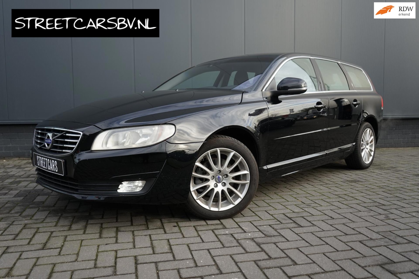 Volvo V70 - 2.0 T5 AUT 245PK /Export - AutoWereld.nl