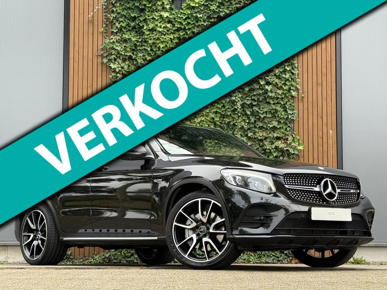 Mercedes-Benz AMG GLC - 43 4MATIC|PANO|SFEER|LUCHTVERING|360|TREKHAAK|BURMESTER|CARBON|DEALER ONDERHOUDEN - AutoWereld.nl