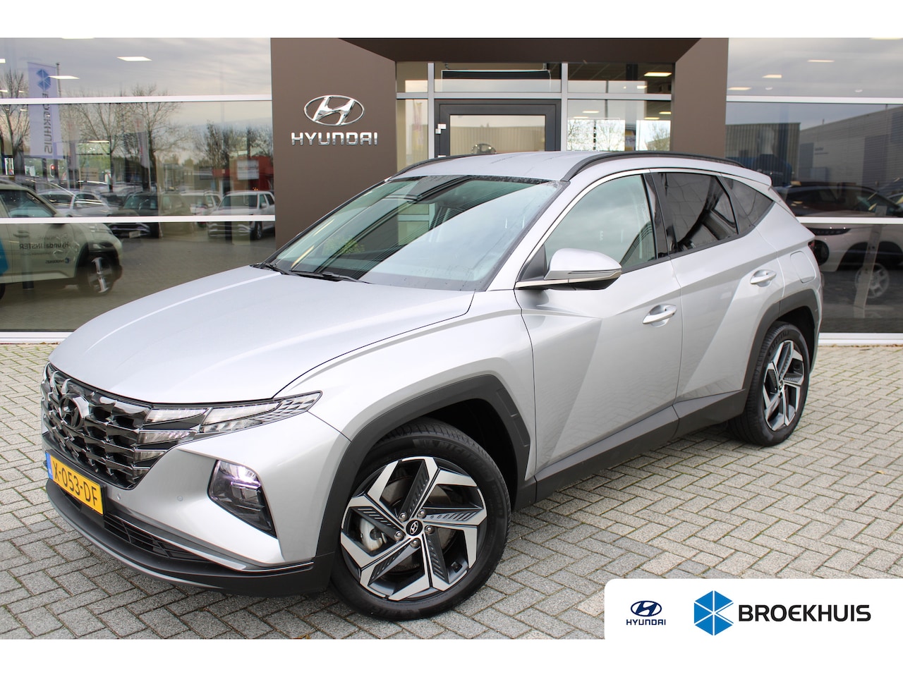 Hyundai Tucson - 1.6 T-GDI PHEV Comfort Smart 4WD | Adaptive Cruise Control | Lane Assist | Parkeersensoren - AutoWereld.nl