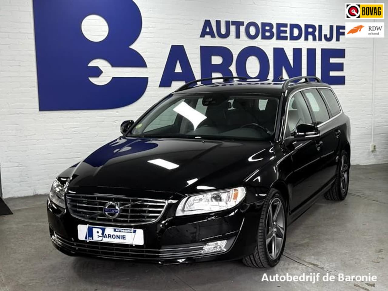 Volvo V70 - 2.0 D4 Classic Edition 2.0 D4 Classic Edition, adaptive cruise - AutoWereld.nl