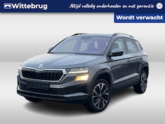 Skoda Karoq - 1.5 TSI ACT 150pk Ambition DSG Automaat / Navigatie / Panorama dak / LM 18 inch / Parkeers