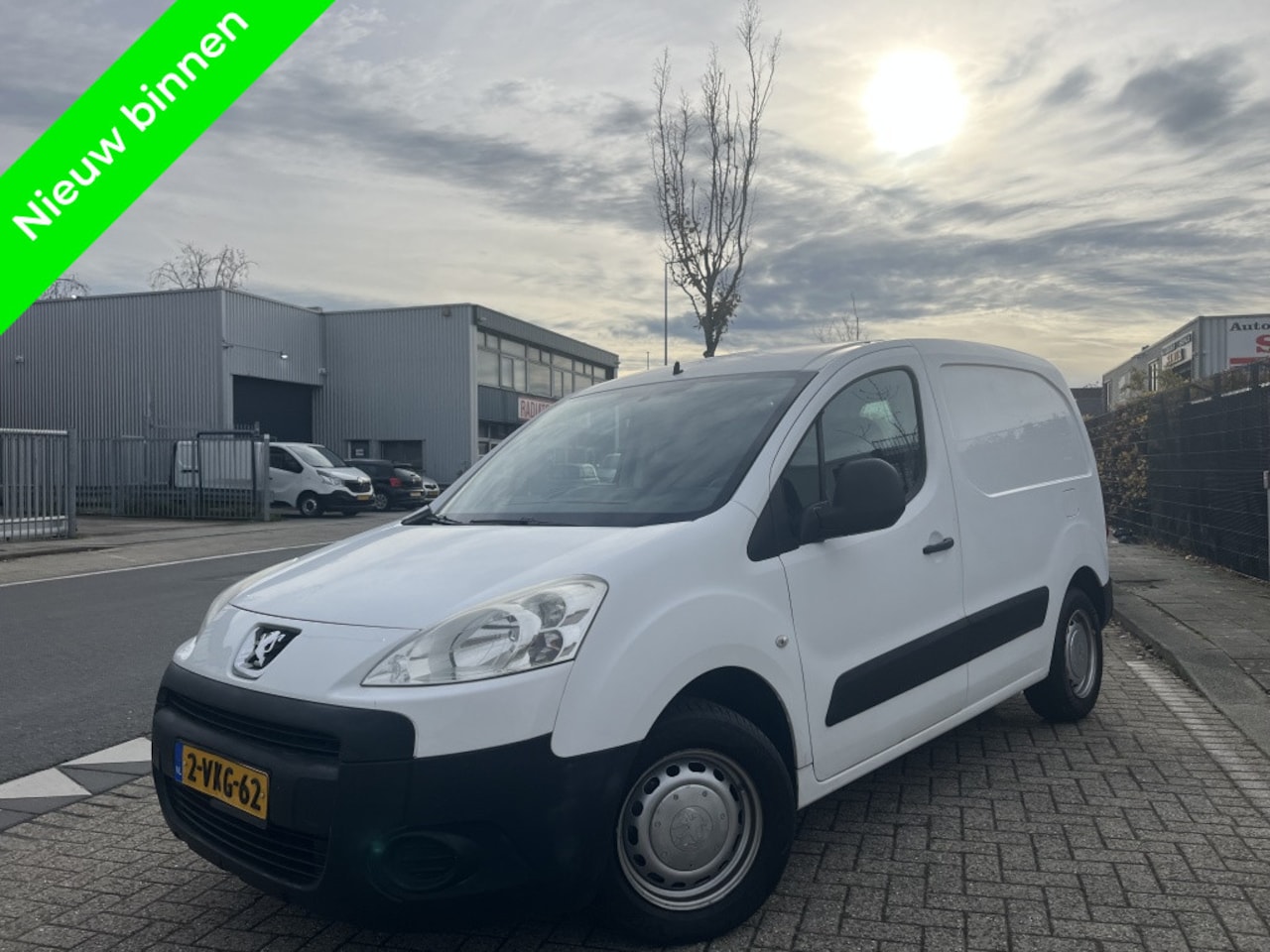 Peugeot Partner - 120 1.6 HDI L1 Clima|Cruise 2010 - AutoWereld.nl