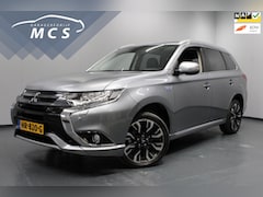 Mitsubishi Outlander - 2.0 PHEV Executive Edition / Trekhaak / Stoelverwarming / DAB