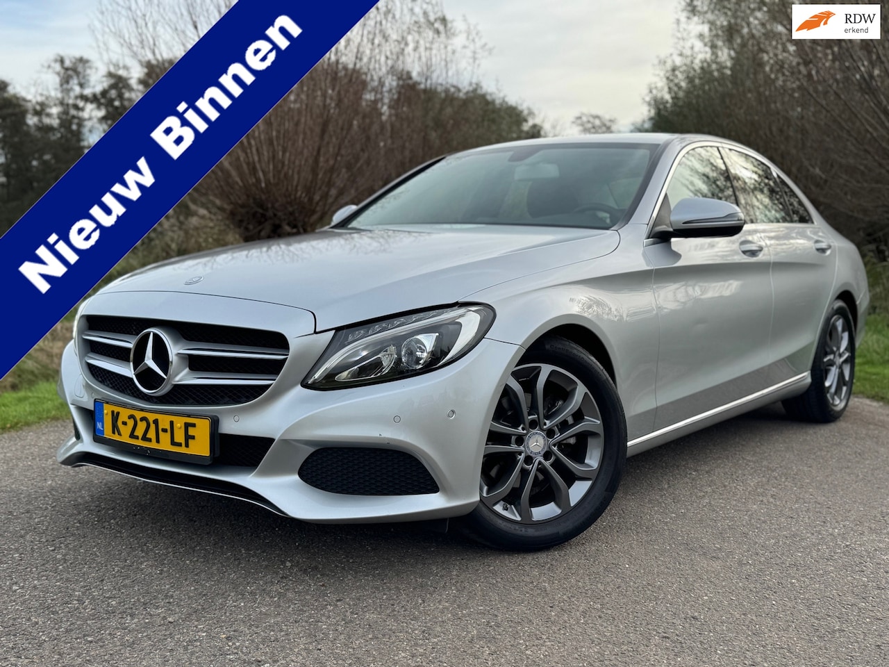 Mercedes-Benz C-klasse - 180 Ambition Automaat / Apple Carplay / Navi. / Climate control / 17" Velgen / PDC / Cruis - AutoWereld.nl