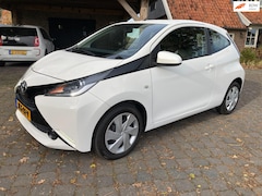 Toyota Aygo - 1.0 VVT-i x