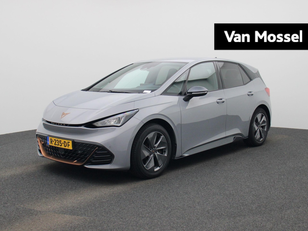 CUPRA Born - Business 62 kWh | CAMERA | NAVIGATIE | STUUR-STOELVERWARMING | APPLE CARPLAY | LMV | CLIMA - AutoWereld.nl
