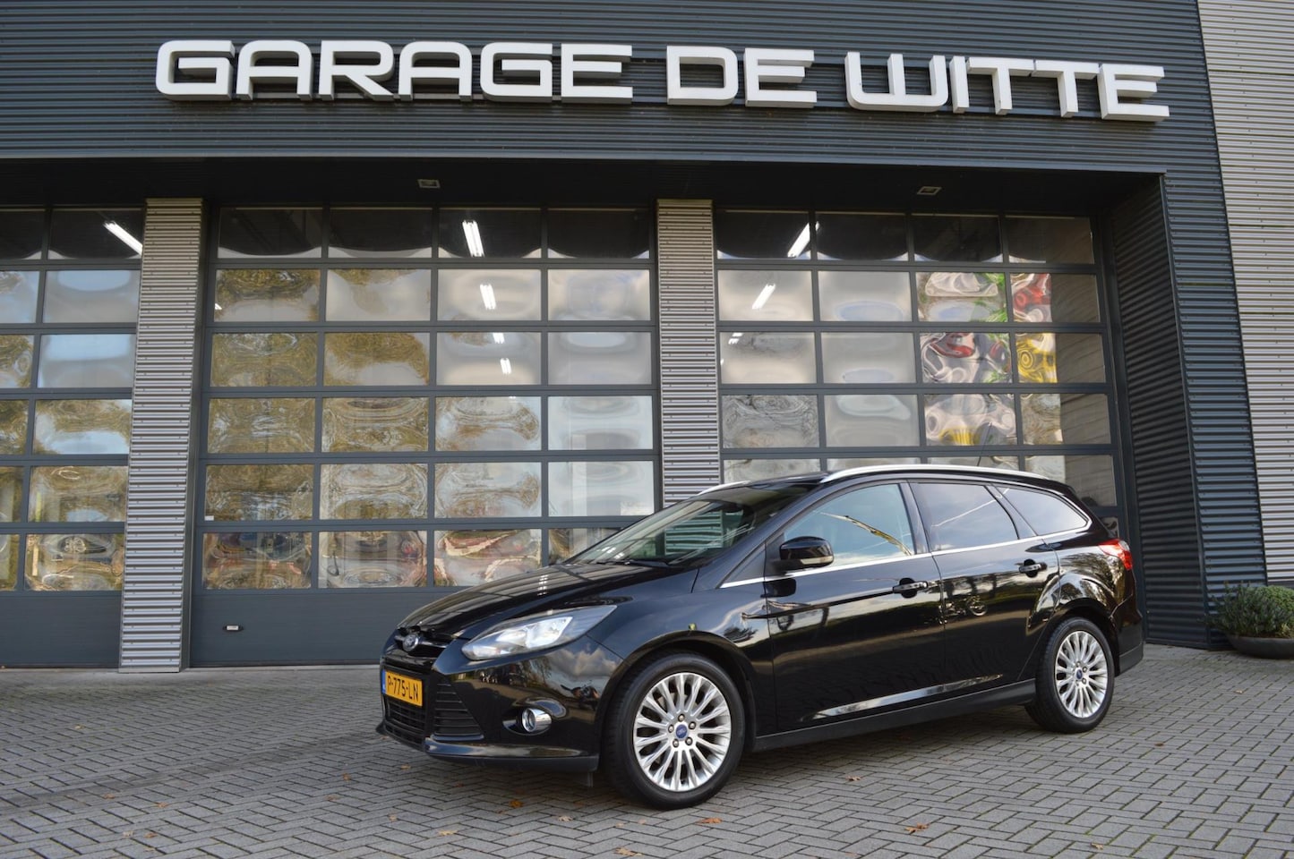 Ford Focus Wagon - 1.6 EcoBoost Trend 1.6 EcoBoost Trend - AutoWereld.nl